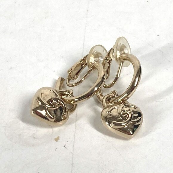 CHANEL 22B CC CC Mark Heart Accessories Earrings Metal Gold Unused - Picture 1 of 13